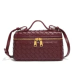 Vintage Style Crossbody Bag - Image 7